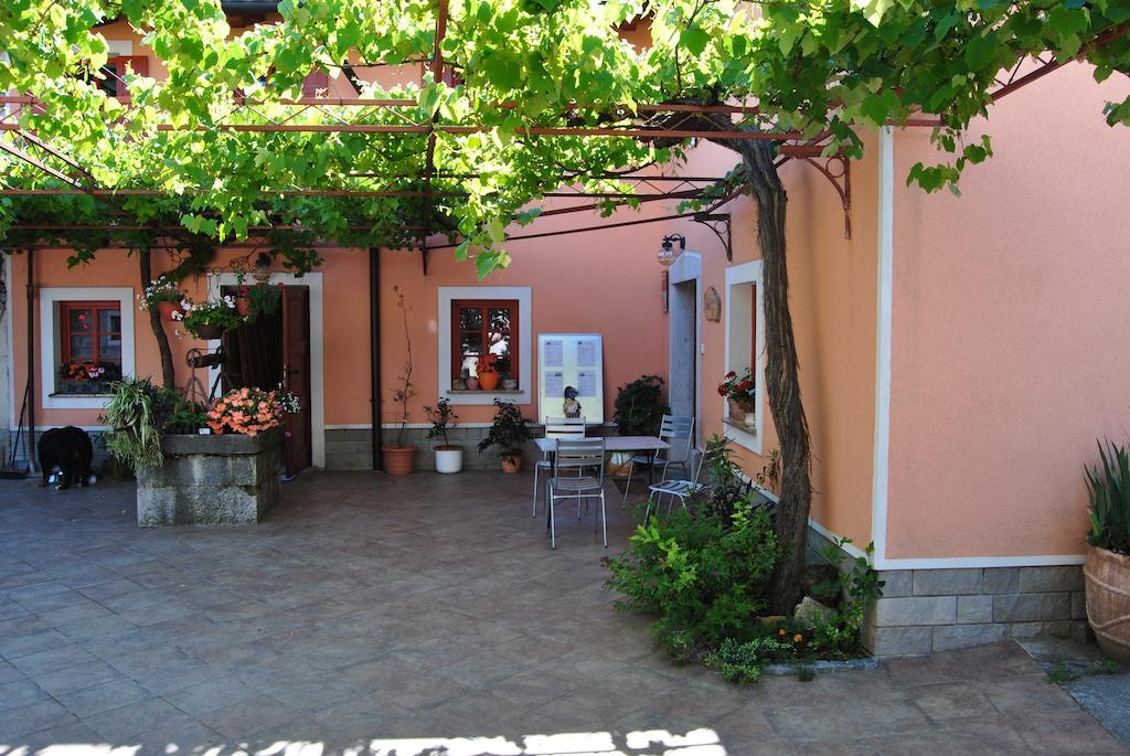Tourist Farm Dujceva Domacija Villa Vremski Britof Exterior foto