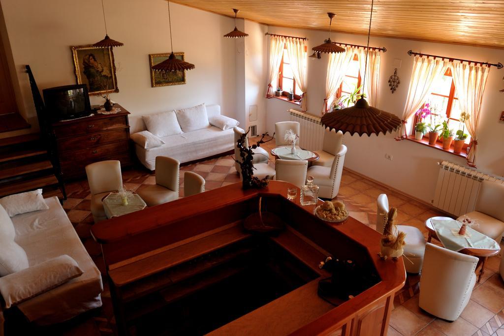 Tourist Farm Dujceva Domacija Villa Vremski Britof Exterior foto